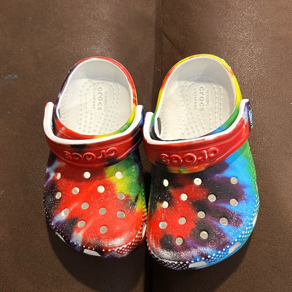 Crocs toddler 6